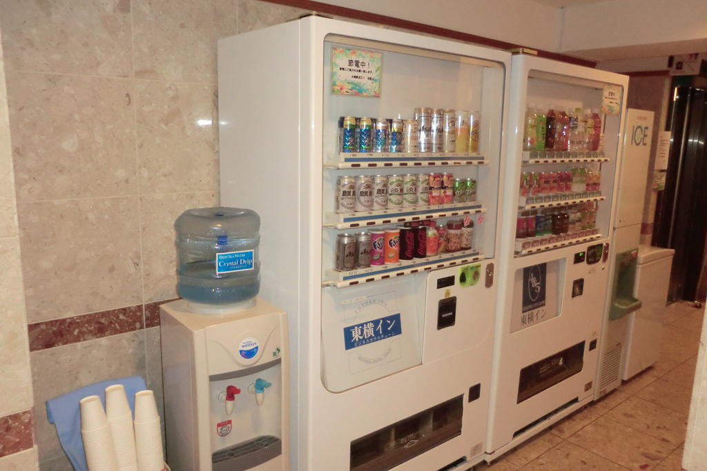 Toyoko Inn Tokyo Monzen-Nakacho Eitaibashi Buitenkant foto